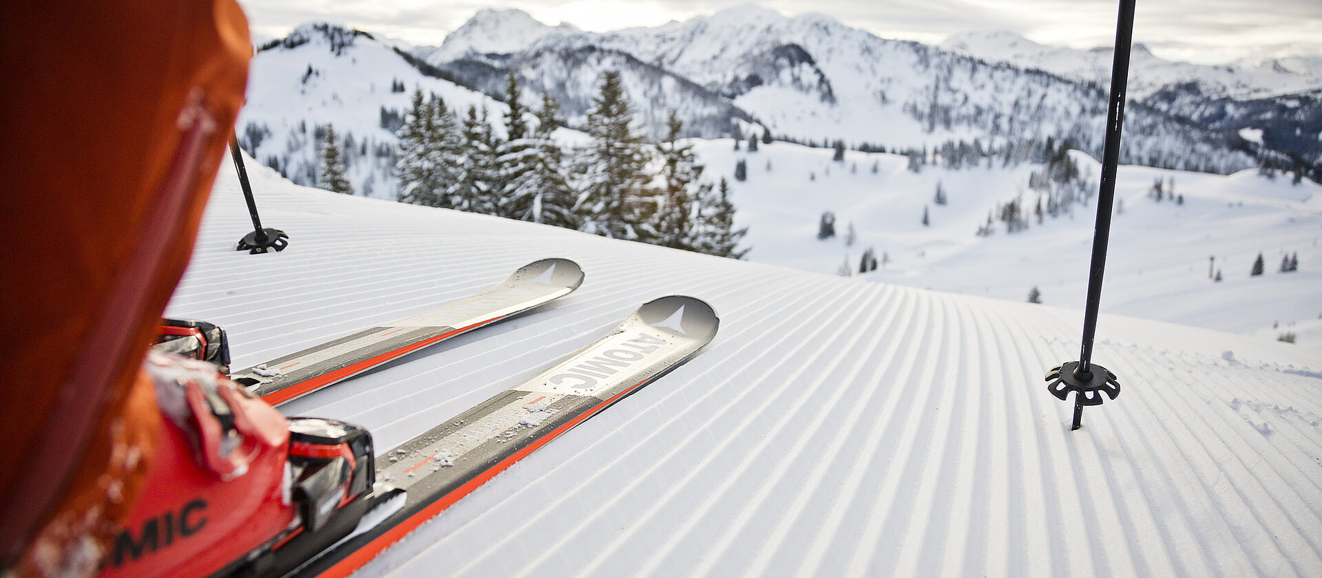 Ski auf einer Piste in St. Johann-Alpendorf