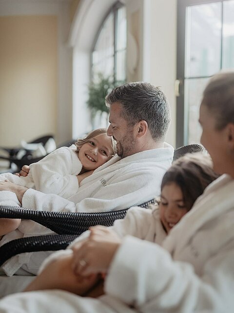 Familienmomente im Spa Bereich