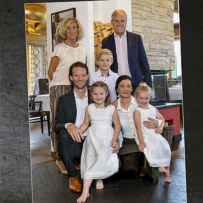 Familienaufnahmen im verwoehnhotel.berghof #fotooczlon #verwöhnhotelberghof #werbeagentur #fotograf #fotografie #photo #photography #photoshoot #shoot #shooting #pongau #josalzburg ...